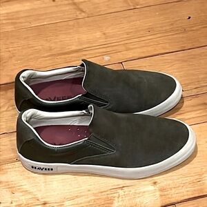 SeaVees Hawthorne WOMENS Slip On Green Cushy memory foam sneaker 7.5